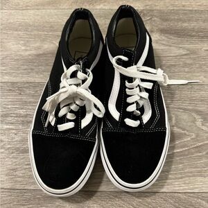 Vans Black and White shoes women’s size 7.5